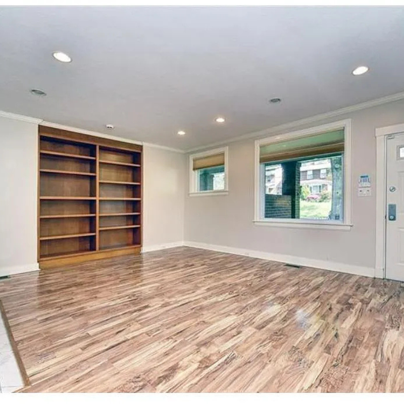 5946 Phillips Avenue #5946 - Photo 3 of 9