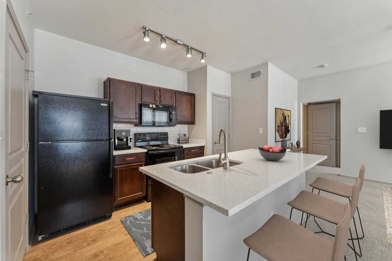 The Wyatt at Presidio Junction - Photo 7 of 28