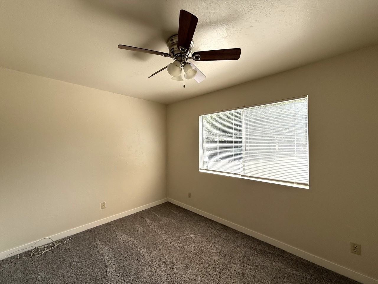 1505 West 3rd Street (K) - Photo 5 of 24