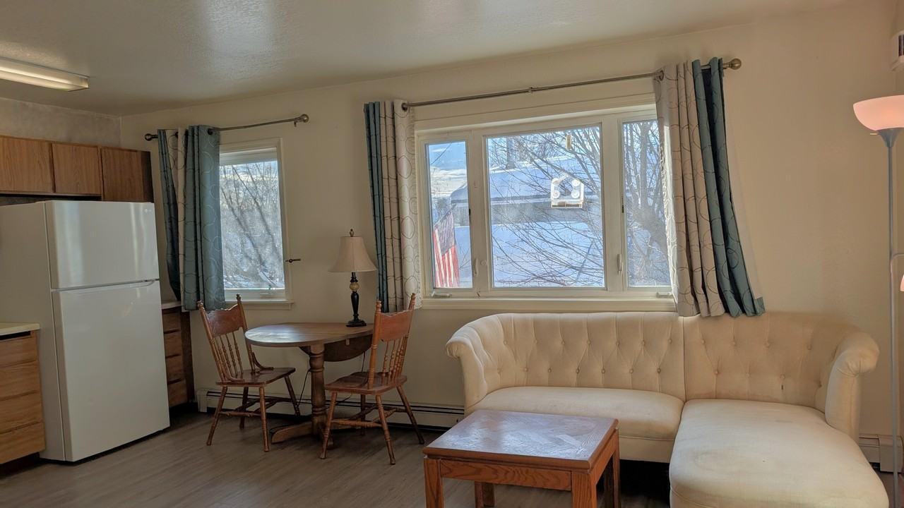 1420 Lacey Street - Photo 3 of 11