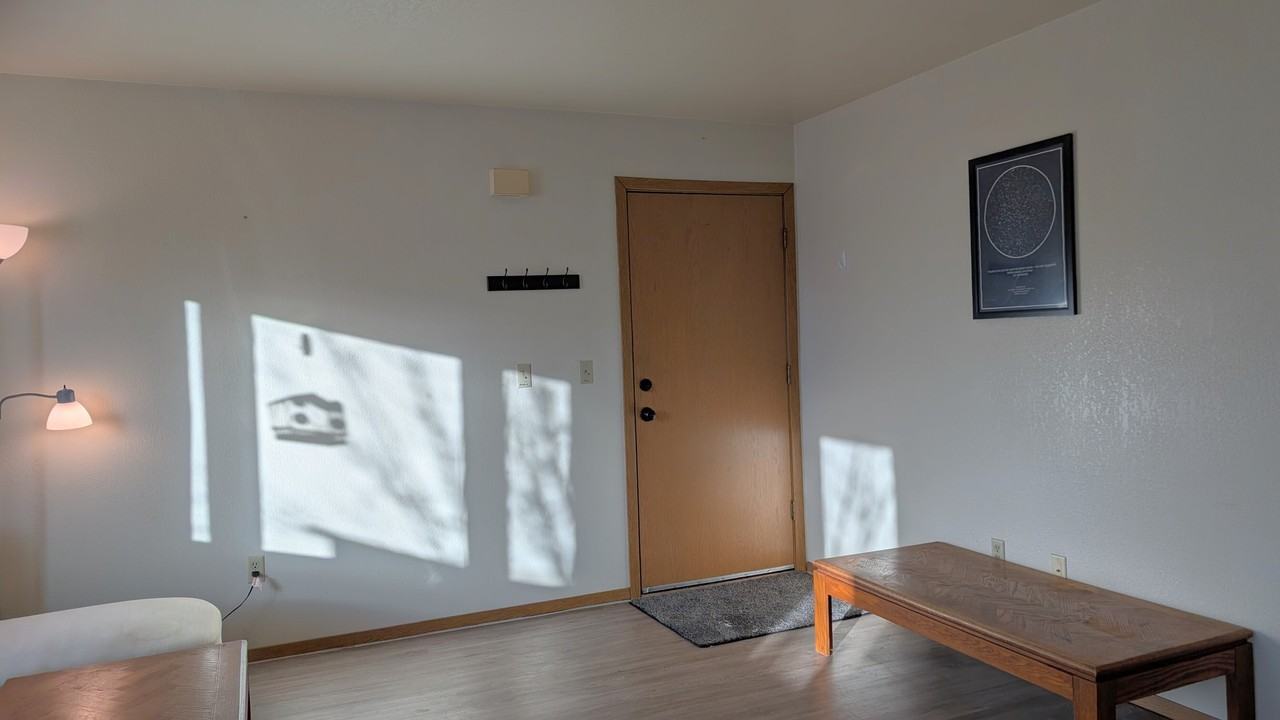 1420 Lacey Street - Photo 6 of 11