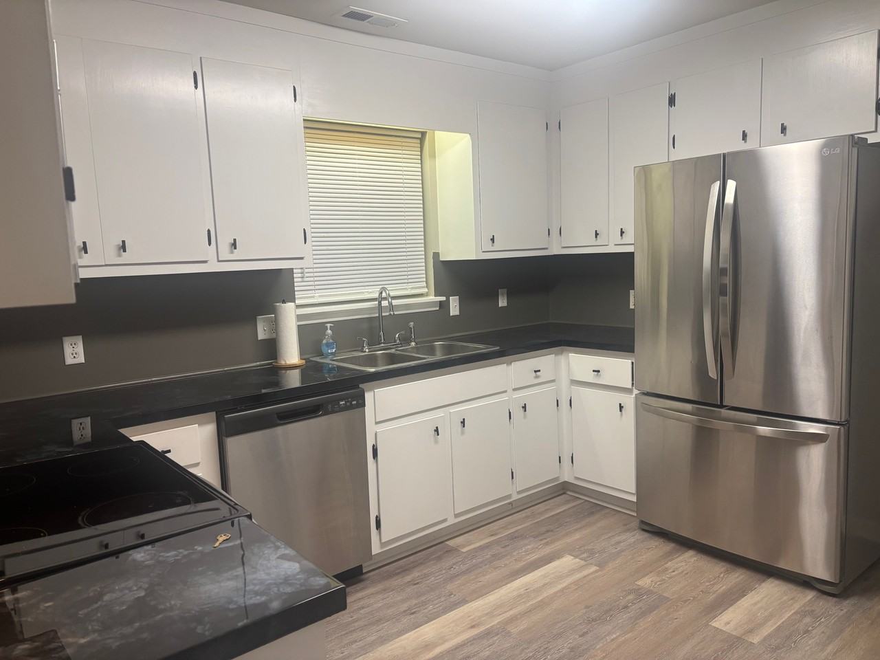 35 Perlmans Place - Photo 5 of 12