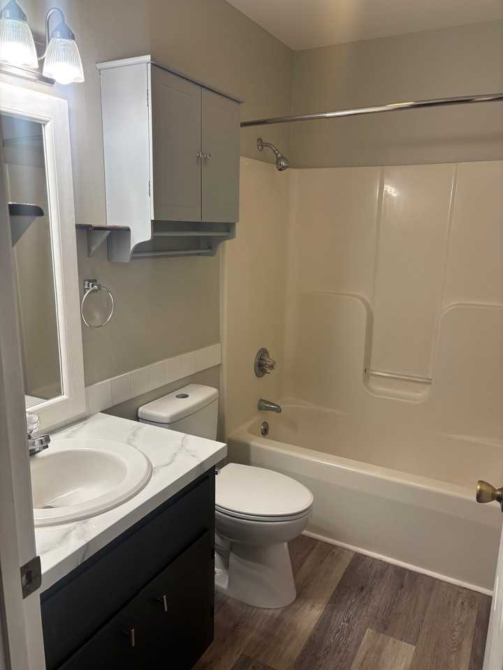 35 Perlmans Place - Photo 6 of 12