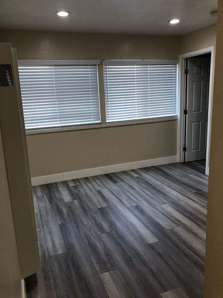 2637 Regent Street - Photo 7 of 39