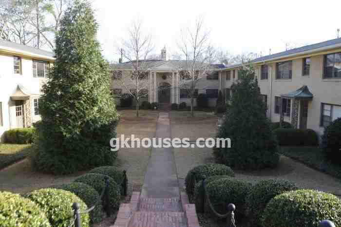 2323 20th Ave S #B - Photo 2 of 16