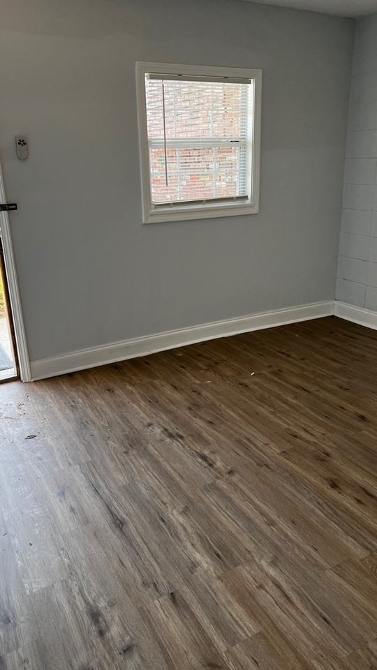 712 N Jefferson St, 122 - Photo 3 of 6