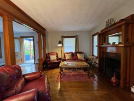 featured image of 25 W Warwick Ave