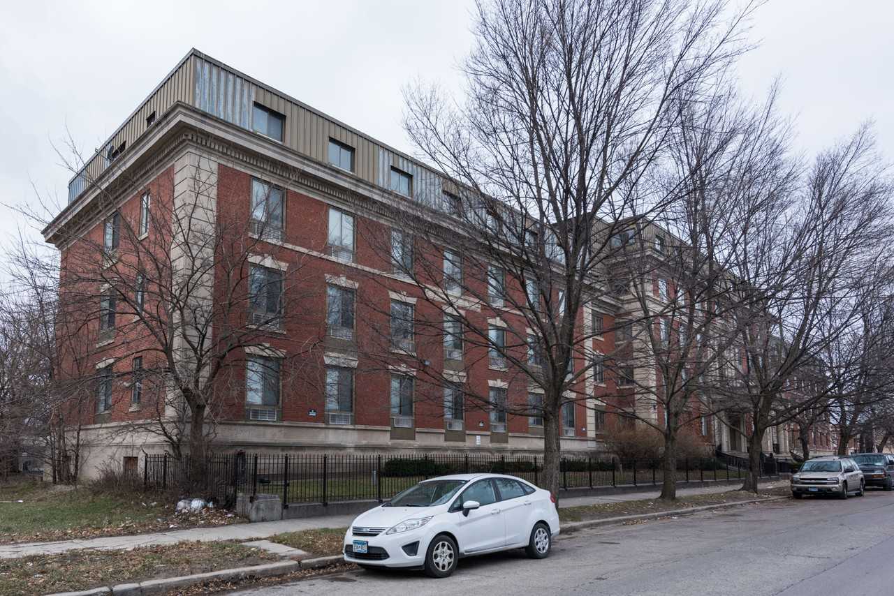 The Bronzeville Vincennes - Photo 7 of 18