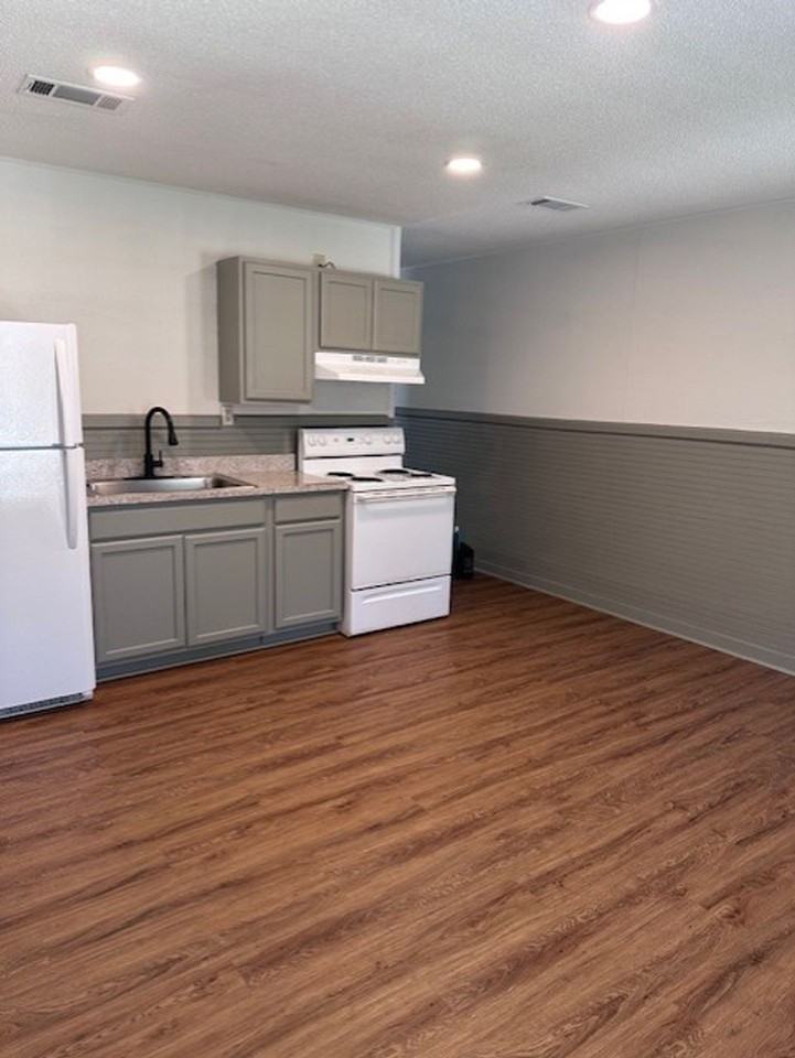 Adventures Long Term Rentals - Photo 7 of 18