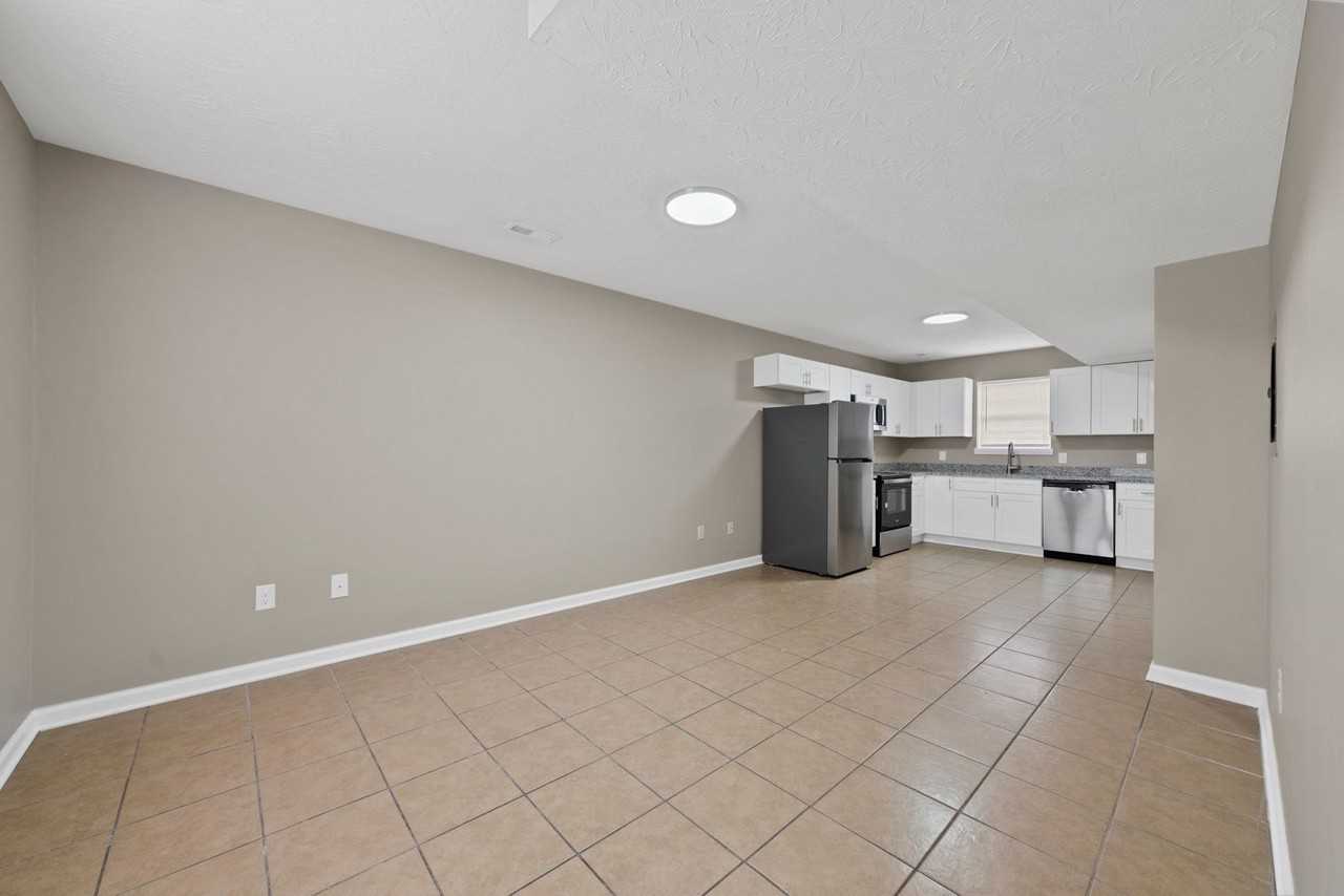 Autovilla Townhomes - Photo 6 of 19