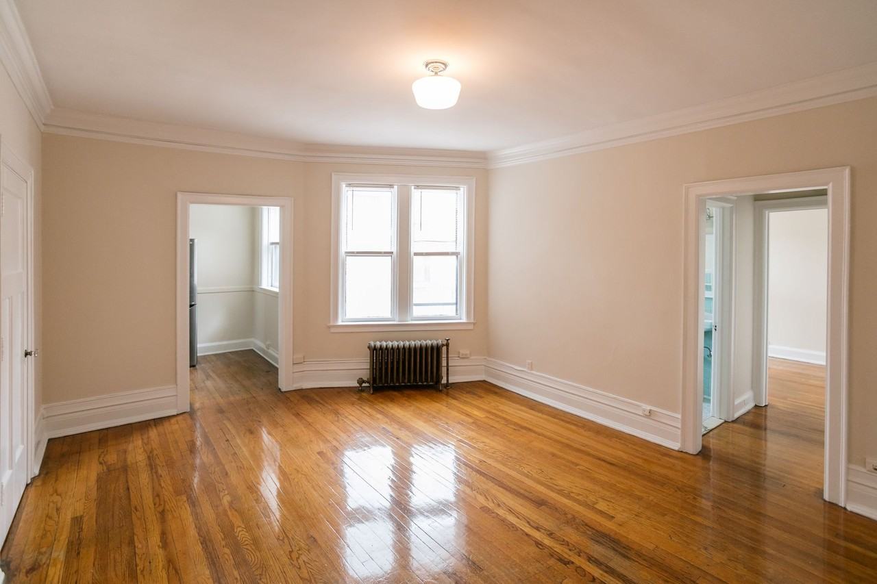 Seward Plaza - Photo 3 of 48