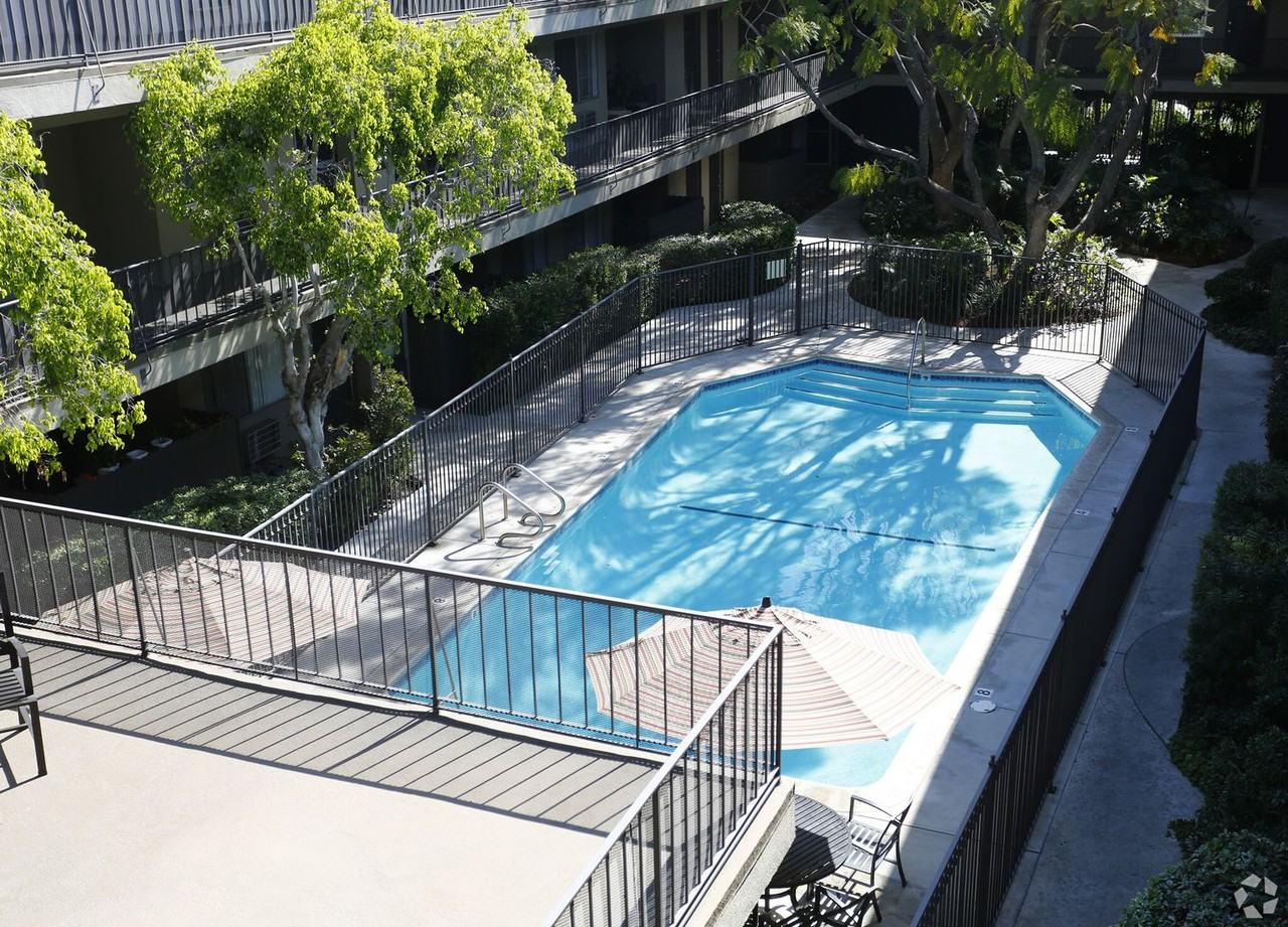 Newcastle - Photo 6 of 41