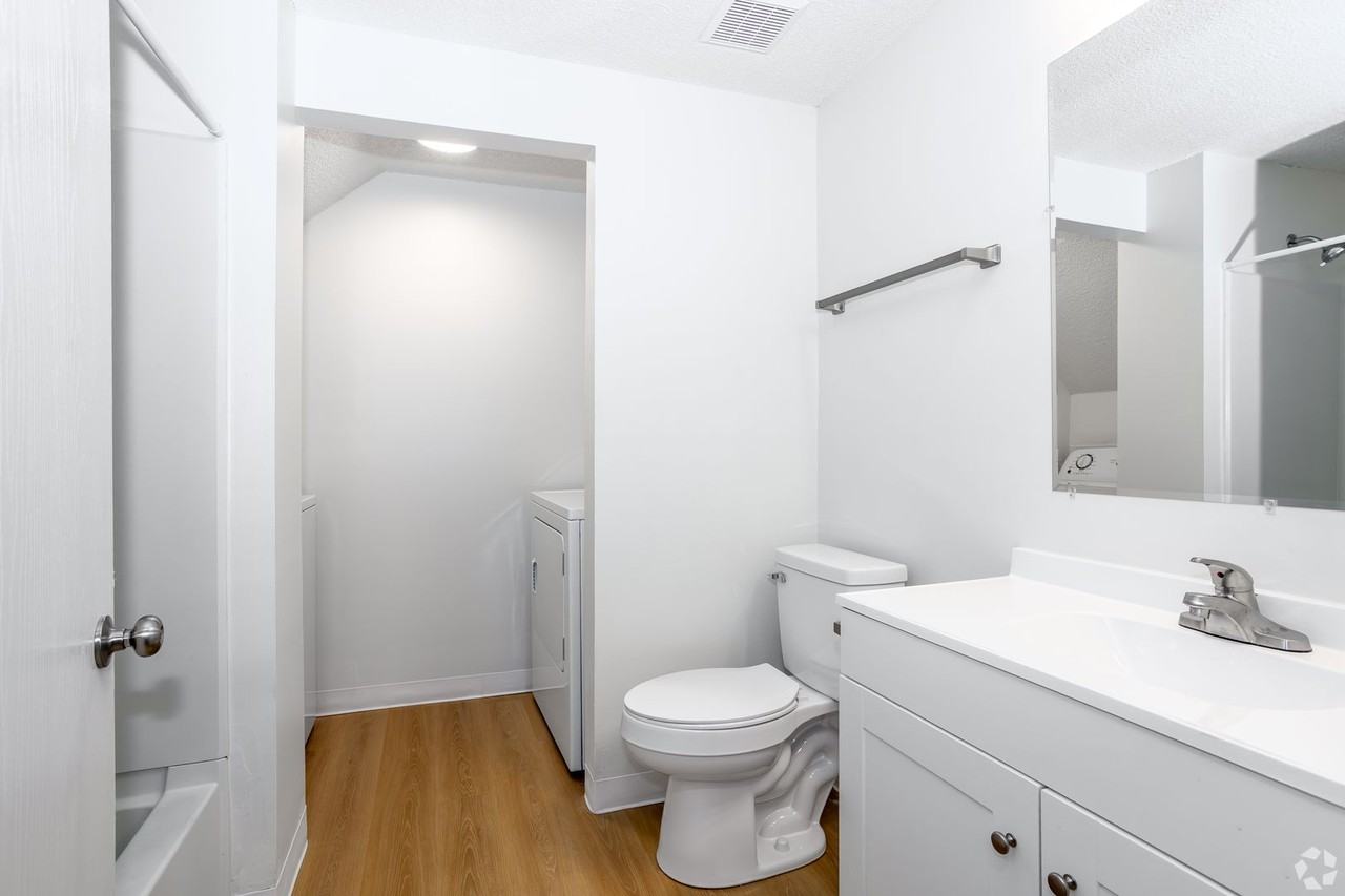 Coventry Apartments - Photo 4 of 23