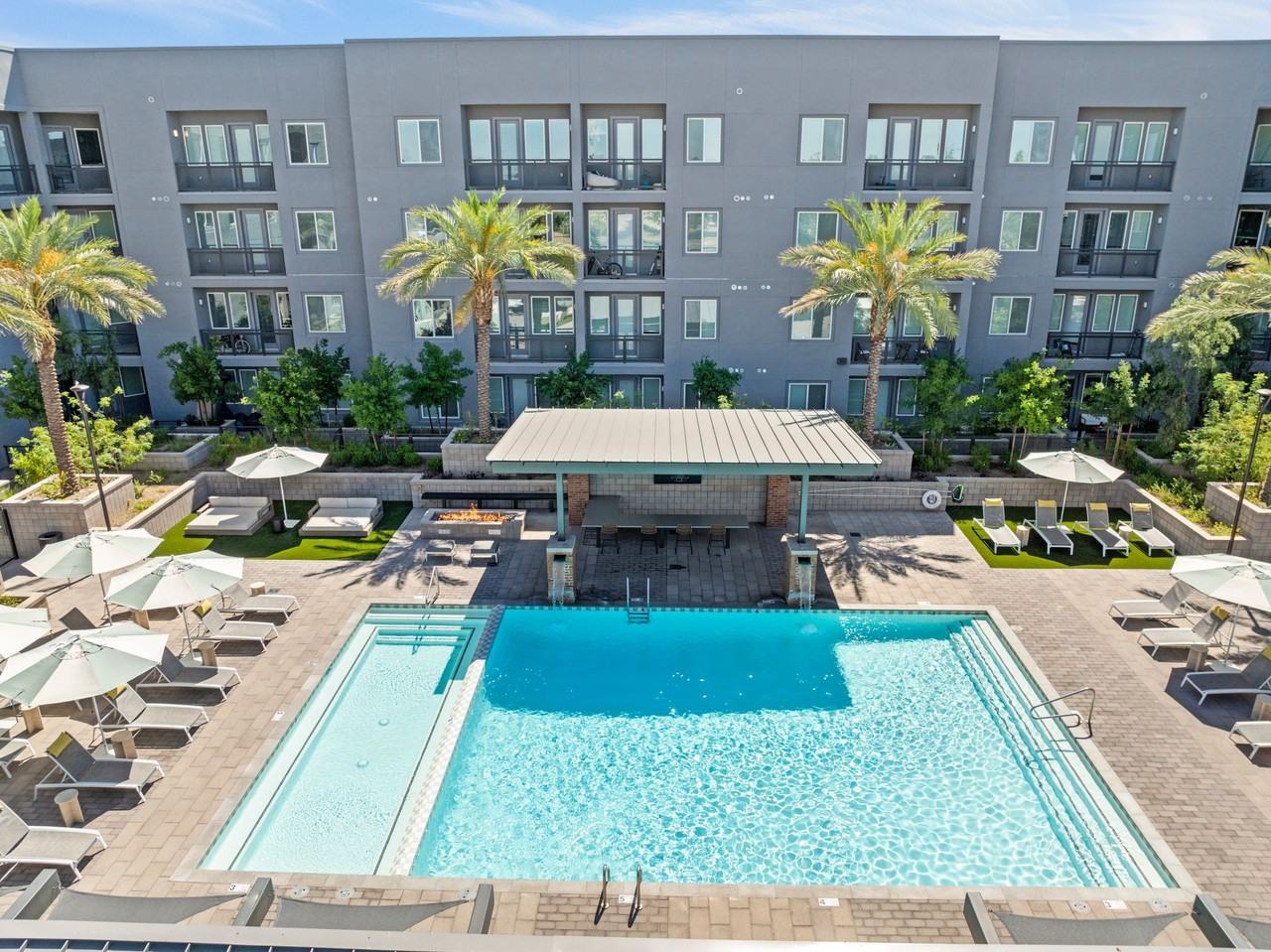 Onyx Uptown PHX - Photo 4 of 50