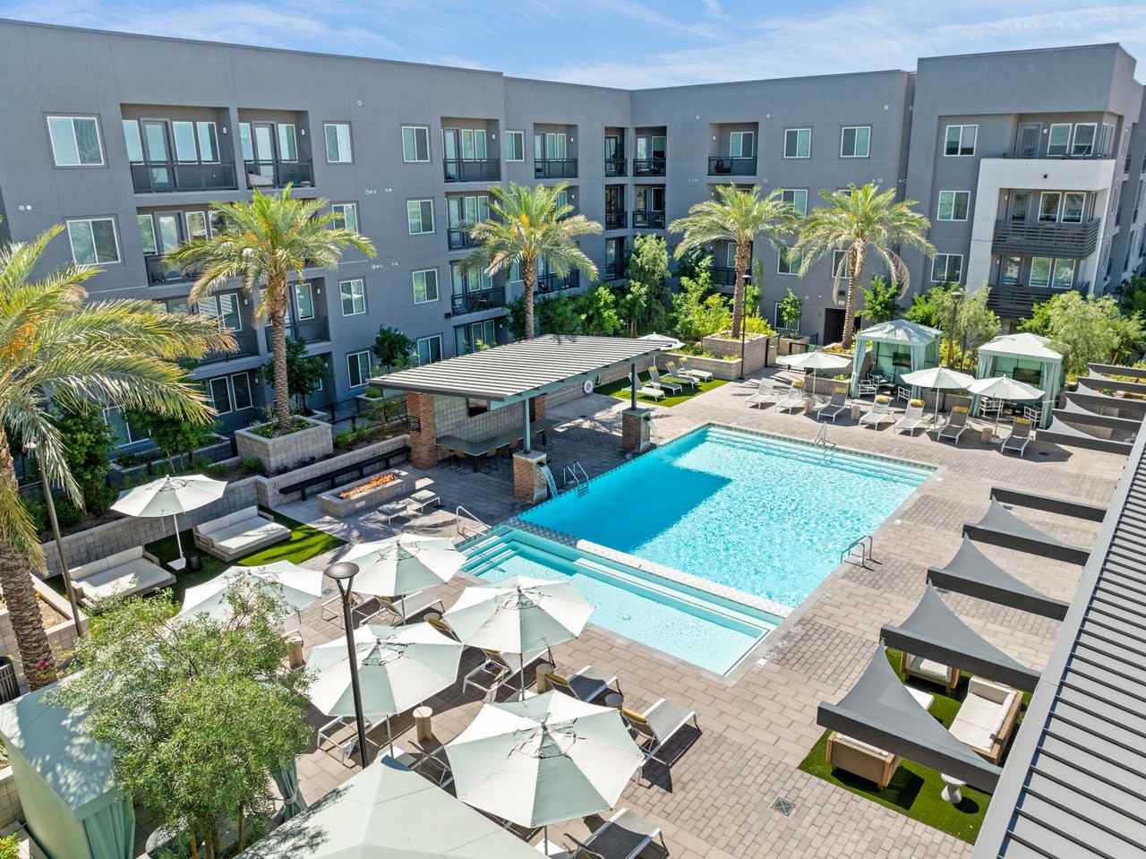 Onyx Uptown PHX - Photo 5 of 50