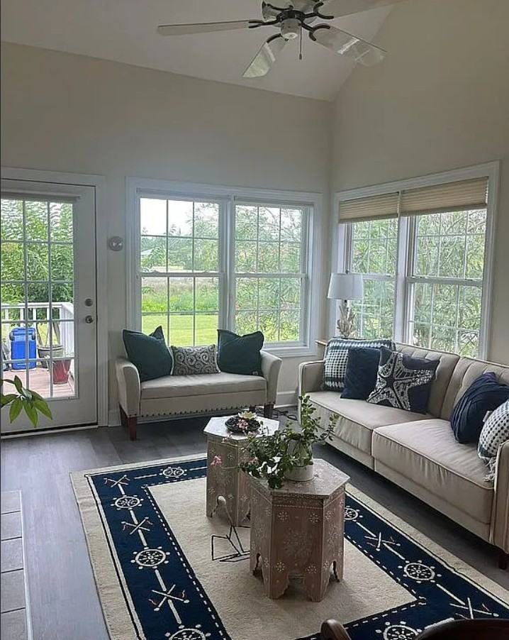 21 W Lake Dr - Photo 2 of 11