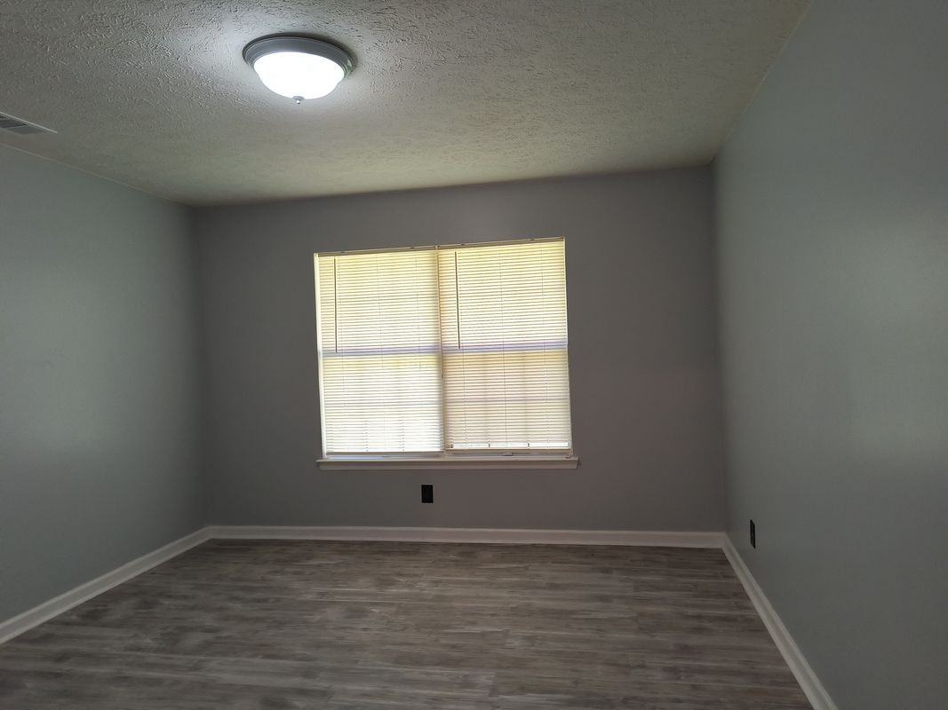 236 Forest Ridge Dr - Photo 3 of 7