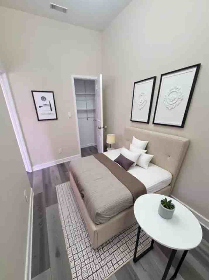 1827 S. May - Photo 6 of 34