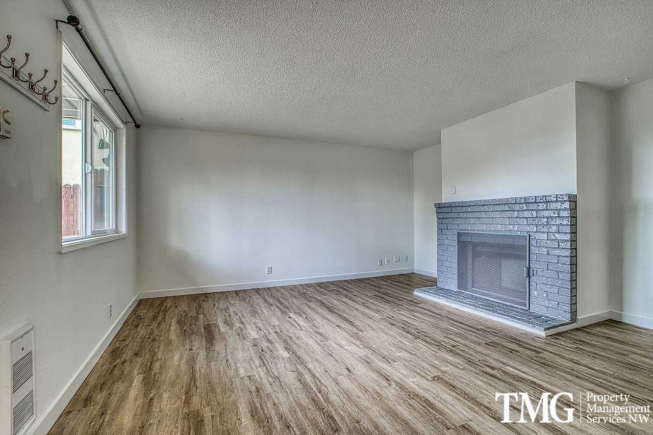1513 Nw Couch St - Photo 2 of 18