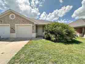 1911 Charleston Ct - Photo 1 of 1