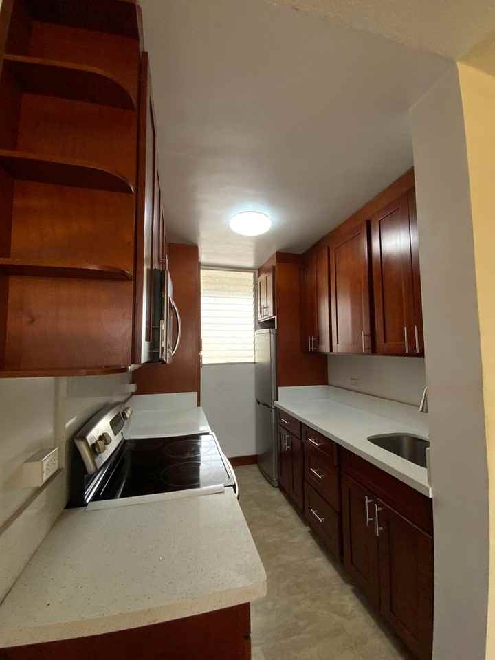 1543 Makiki St #405 - Photo 3 of 15