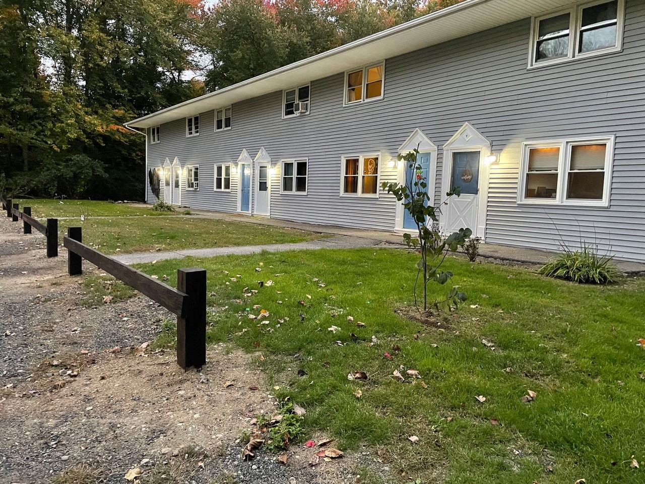 Lebanon Townhomes - Photo 3 of 3