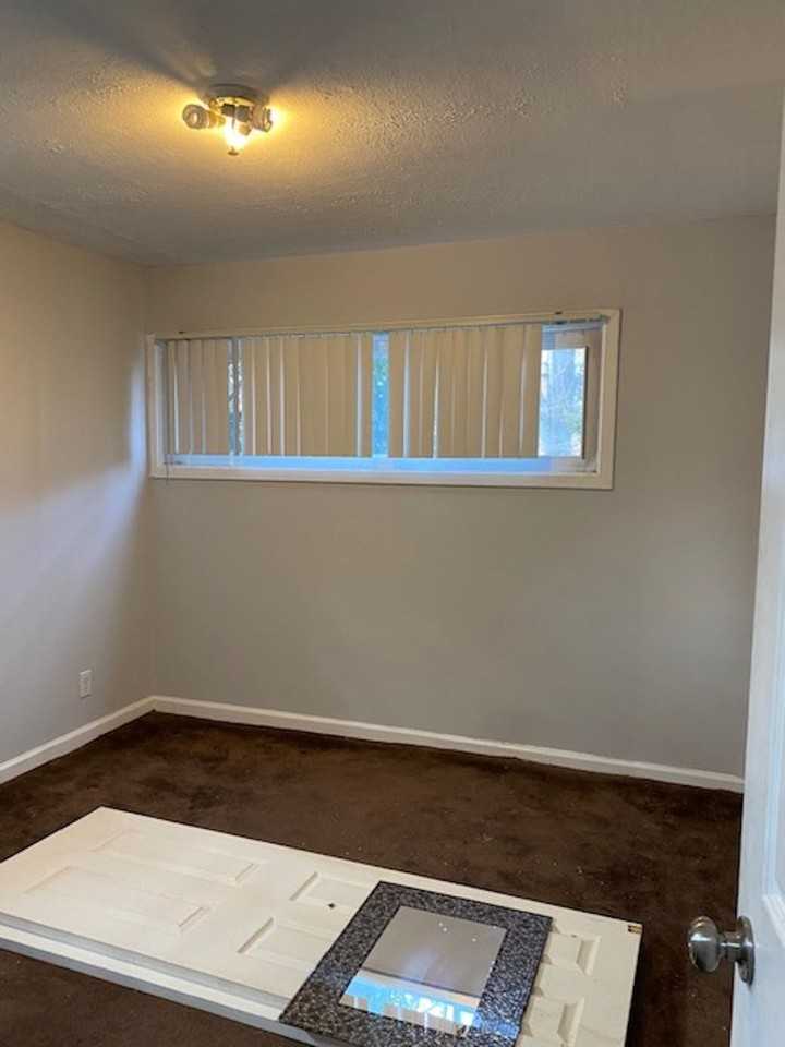 171 Concord Ave - Photo 3 of 20