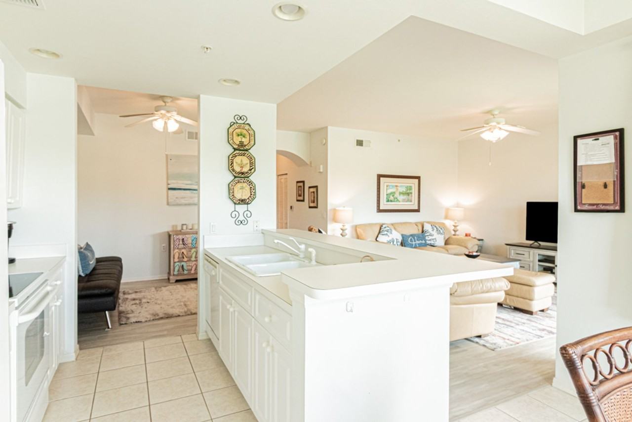 3830 Sawgrass Way - Photo 6 of 50