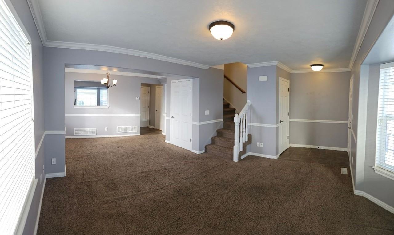 263 Georgetown Dr - Photo 3 of 13