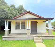 featured image of 1300 W Intendencia St