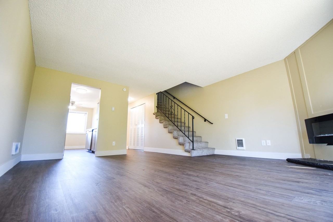 2389 Se 152nd Ave - Photo 4 of 16