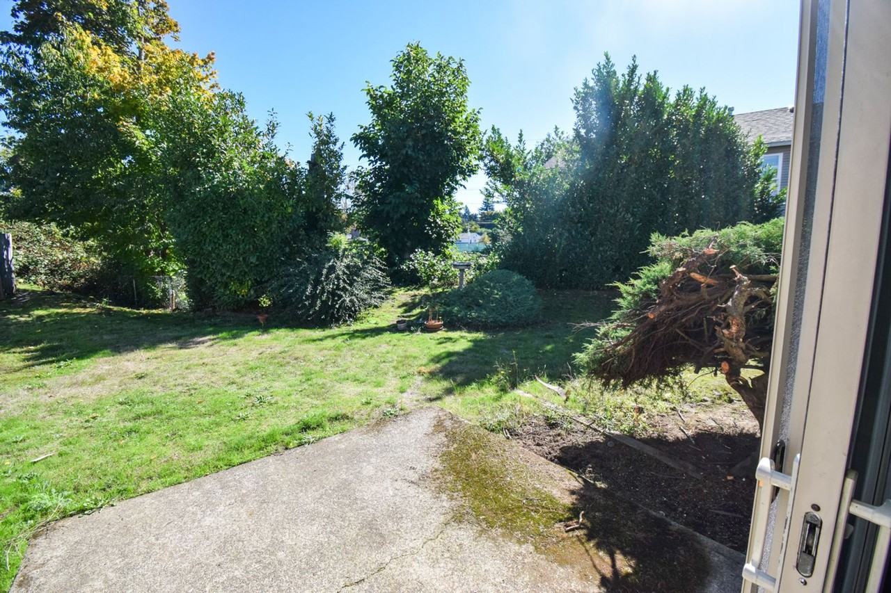 2389 Se 152nd Ave - Photo 6 of 16
