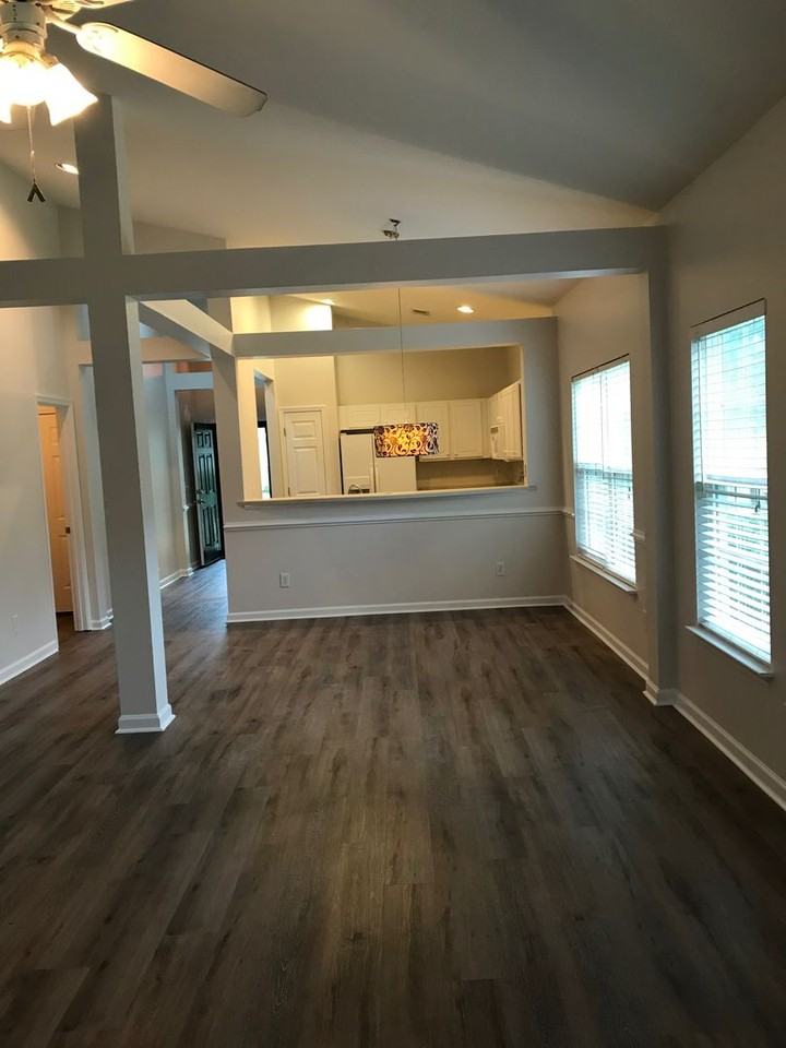 571 Hammer Beck Dr - Photo 3 of 6