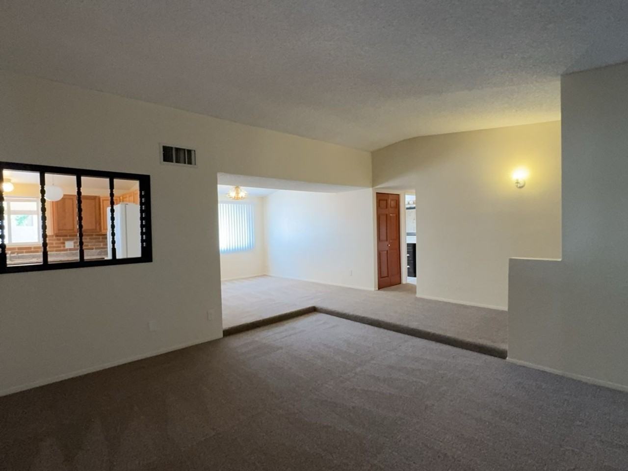 3733 Sparrow Dr - Photo 5 of 29