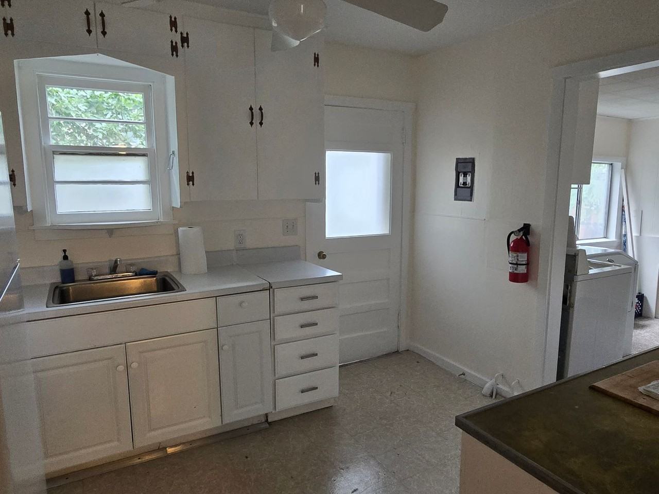 11 S 12th St - Photo 6 of 11