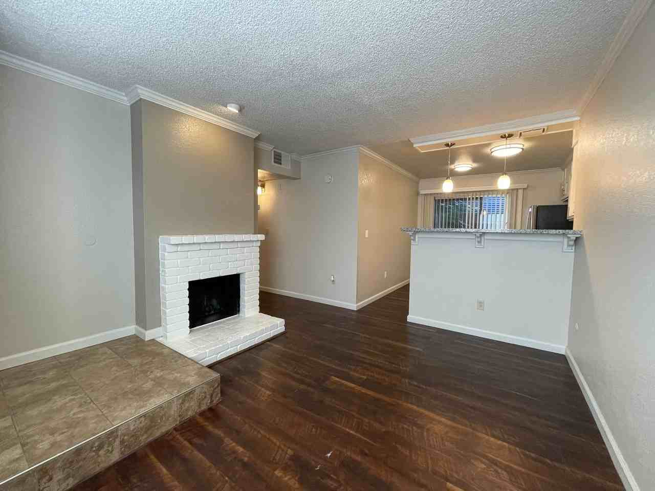 2 2113, O Street - 2 #2 - Photo 2 of 13