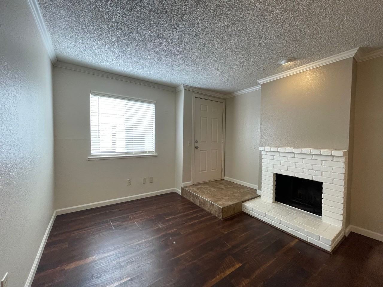 2 2113, O Street - 2 #2 - Photo 3 of 13