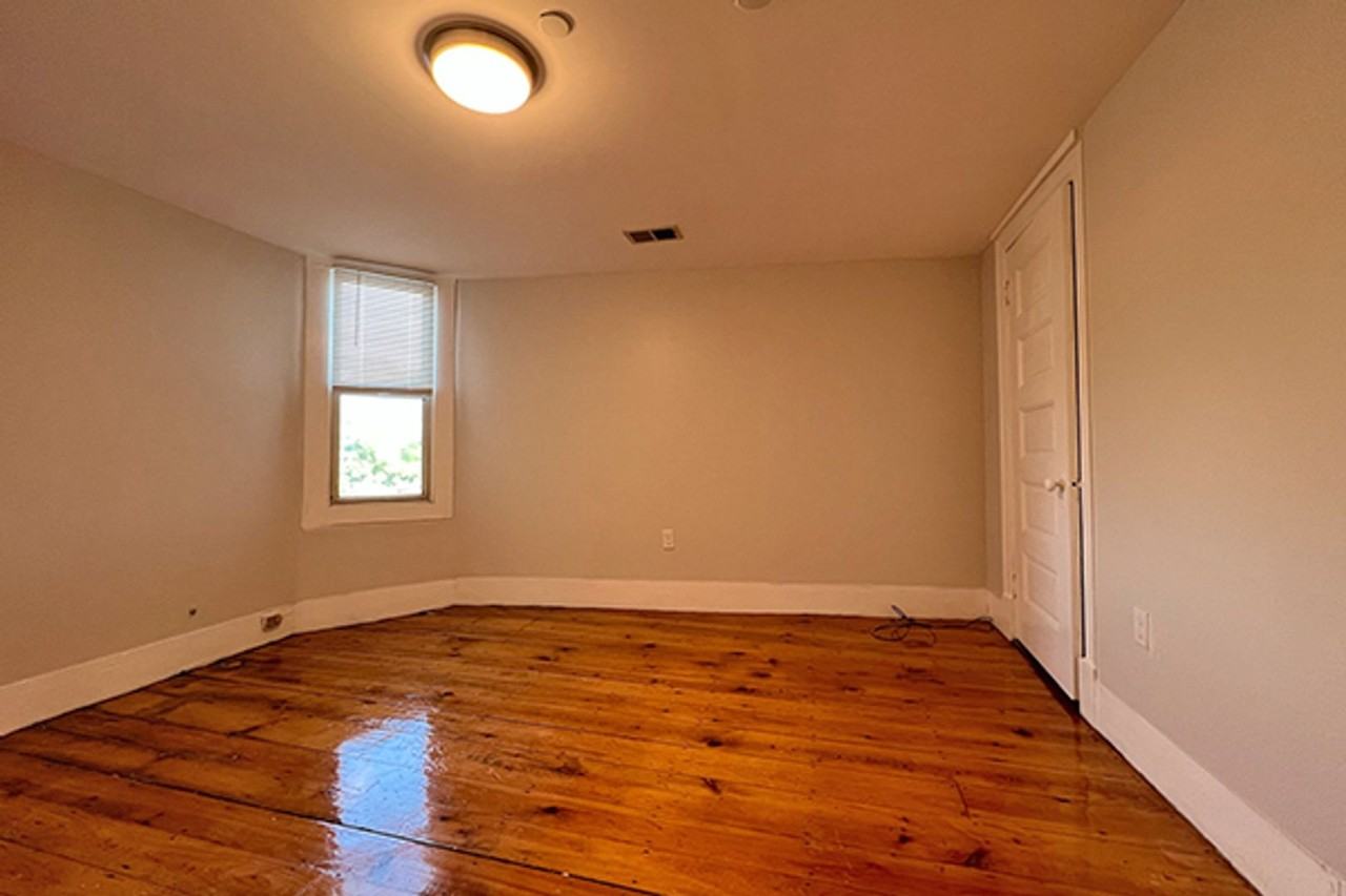 278 Cabot St - Photo 7 of 20