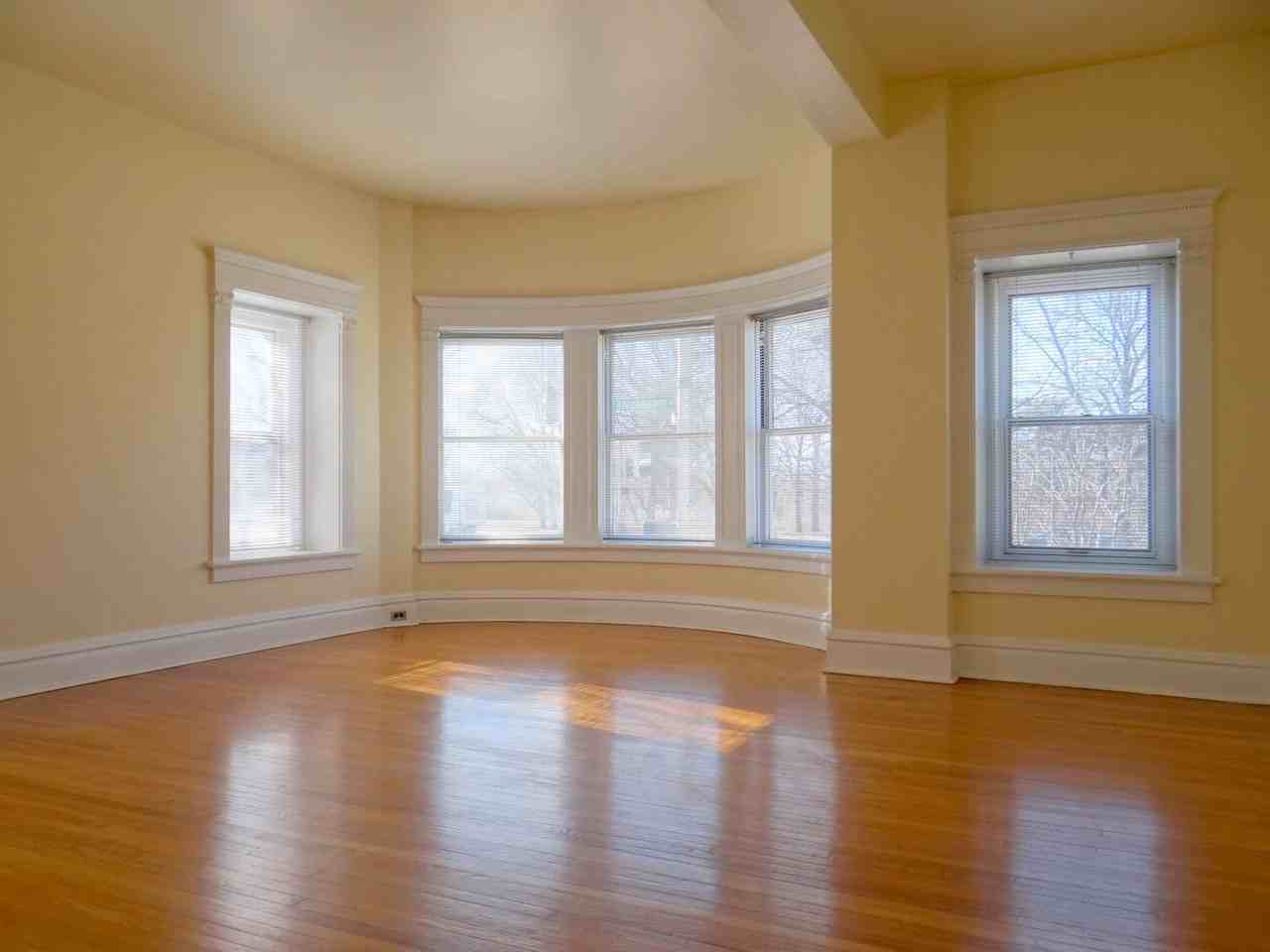 4 N Kingshighway Blvd #3D - Photo 3 of 27