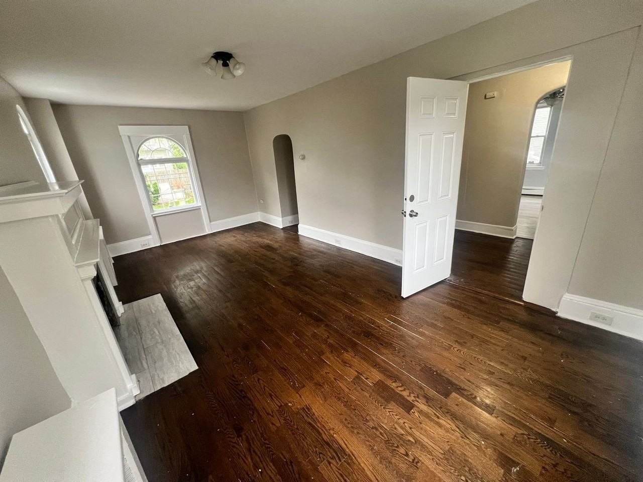 936 Parkside Ave - Photo 3 of 41