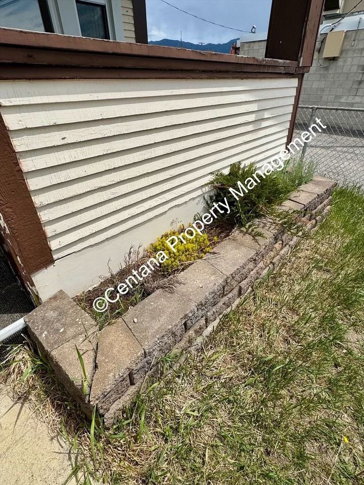 1130 Missouri Ave - Photo 3 of 29
