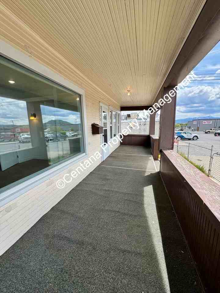 1130 Missouri Ave - Photo 5 of 29
