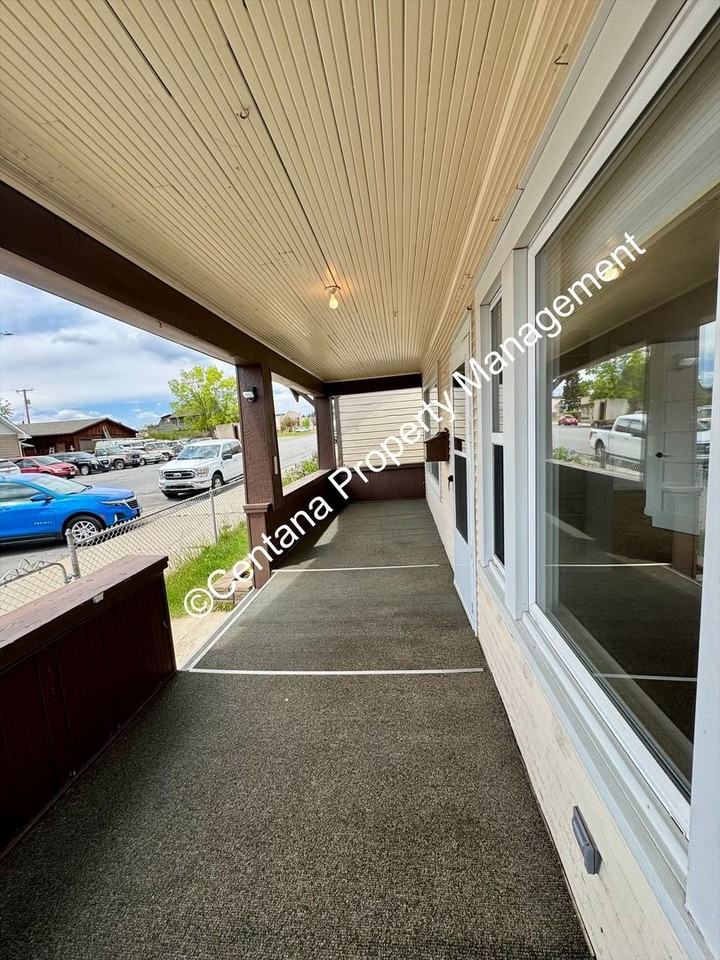 1130 Missouri Ave - Photo 7 of 29