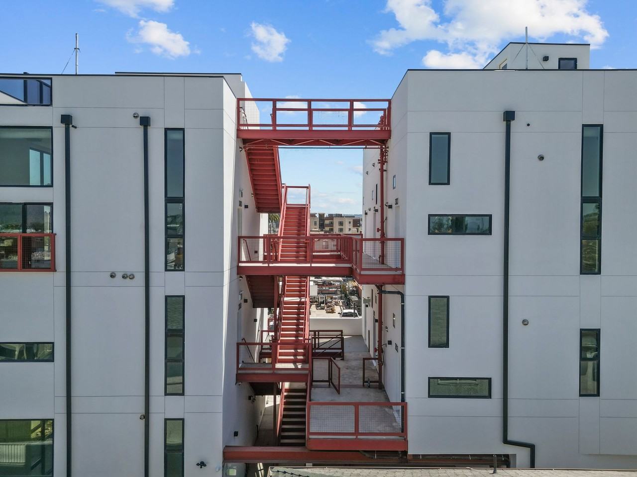 5617 Klump Ave - Photo 2 of 39