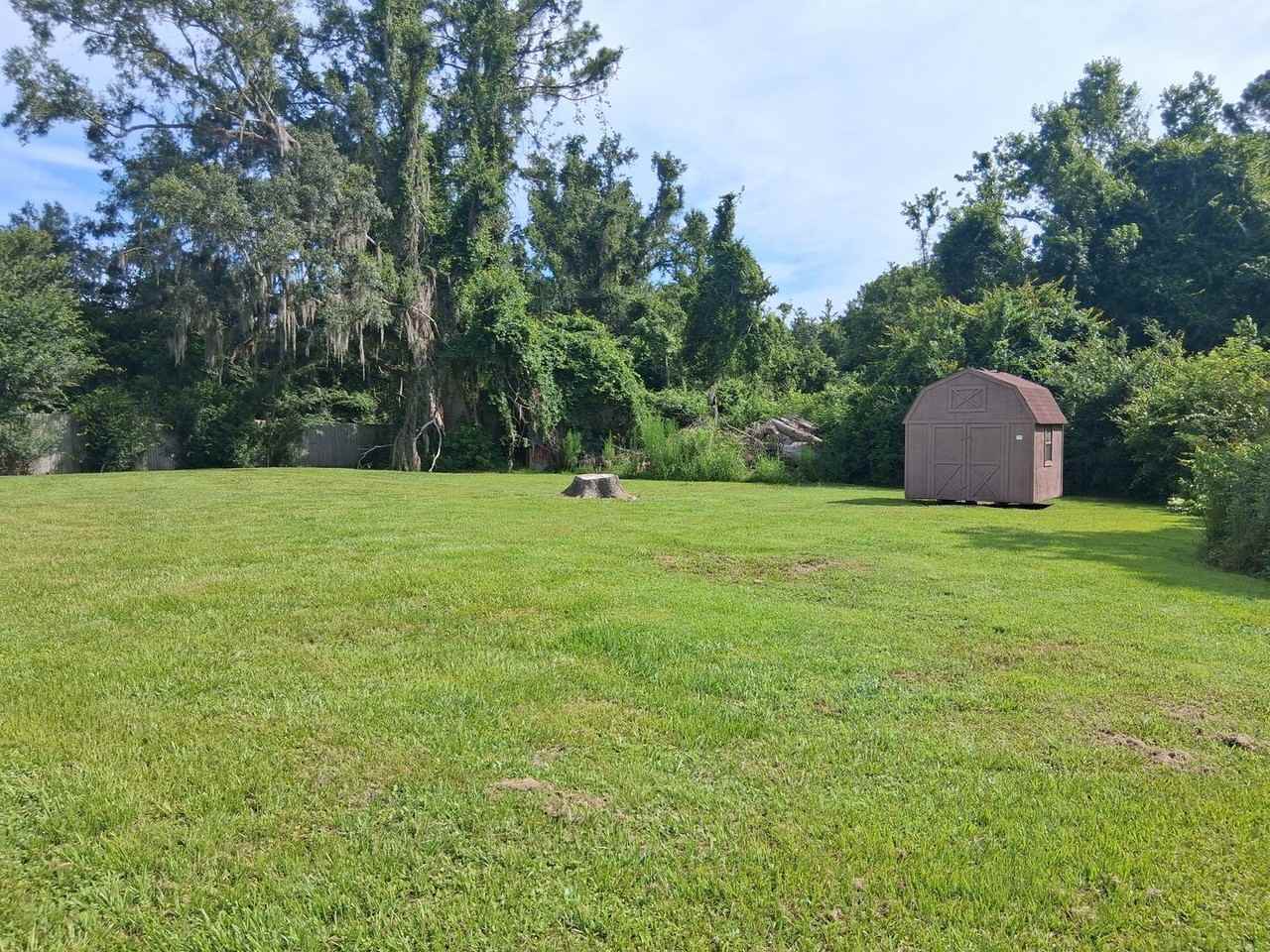 3771 Ridgemere Dr - Photo 2 of 13