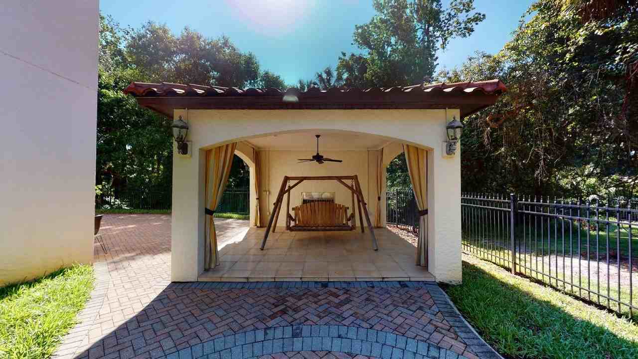 1423 Stickley Avenue - Photo 2 of 50