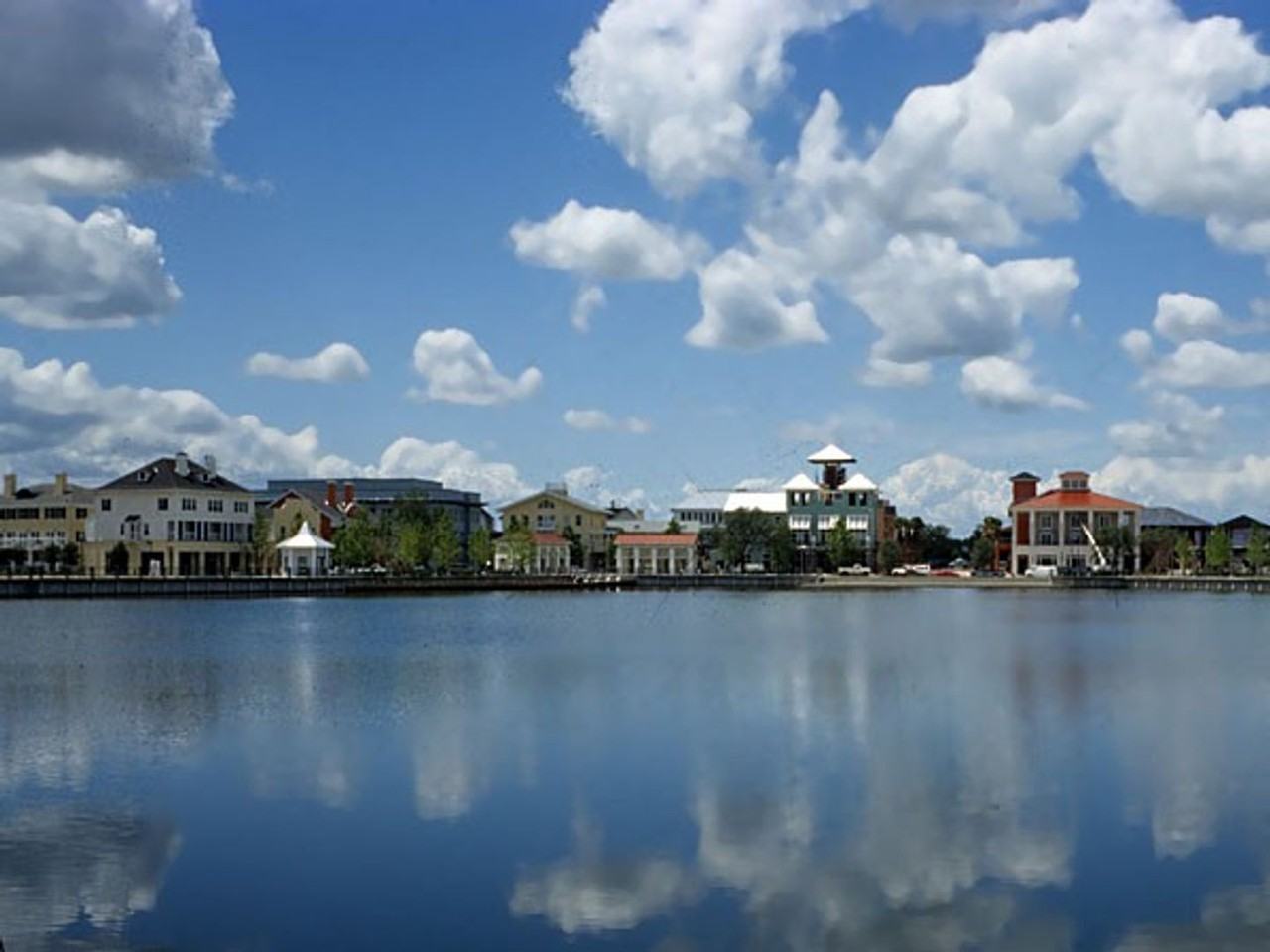 1423 Stickley Avenue - Photo 4 of 50