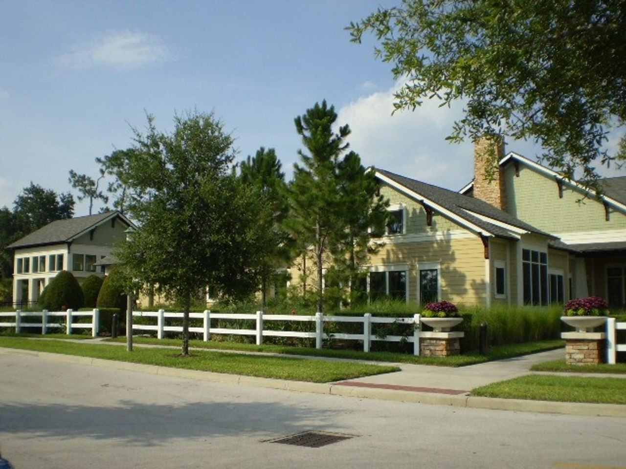 1423 Stickley Avenue - Photo 6 of 50