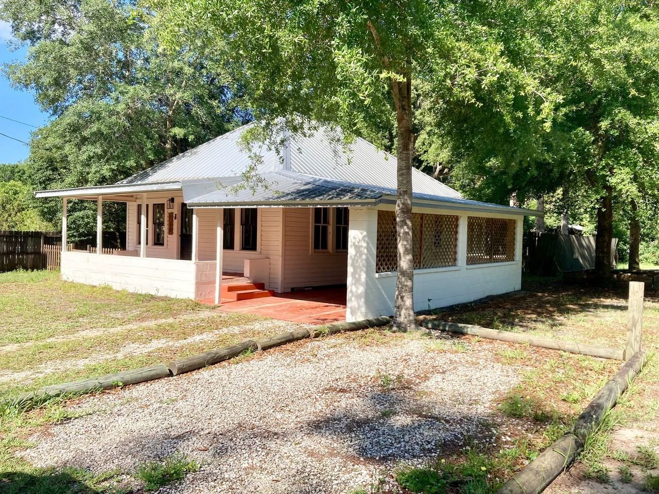 940 Ne 5th Ave - Photo 2 of 30