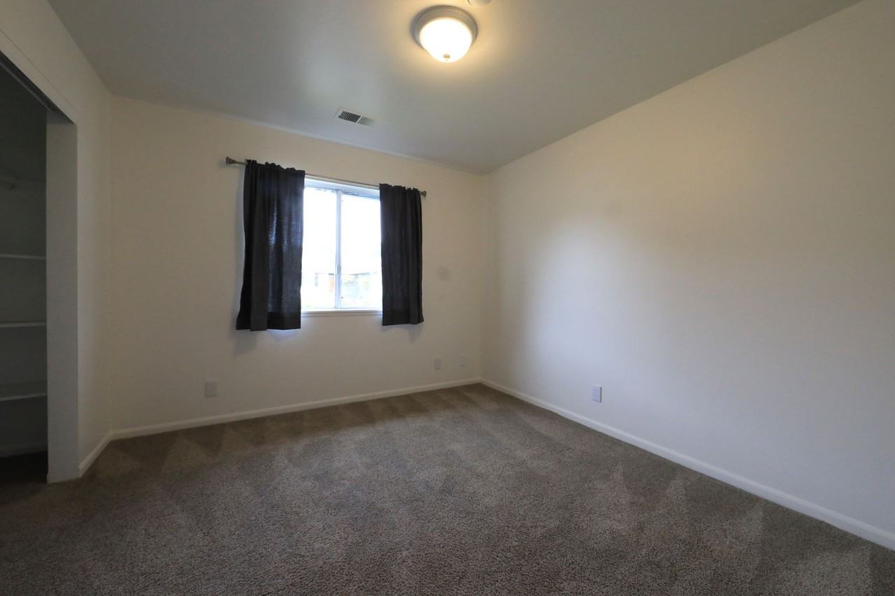 3110 Bonanza St - Photo 7 of 19